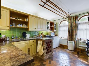 Kitchen- click for photo gallery